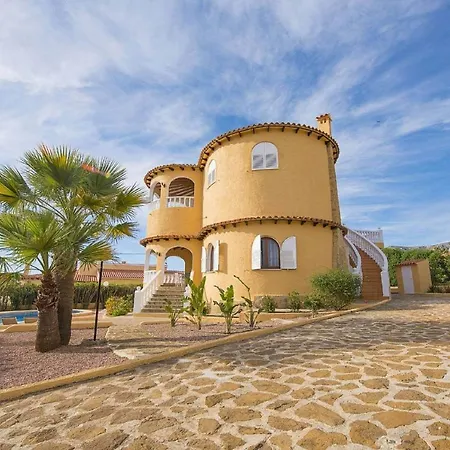 Villa Ortembach- Plusholidays